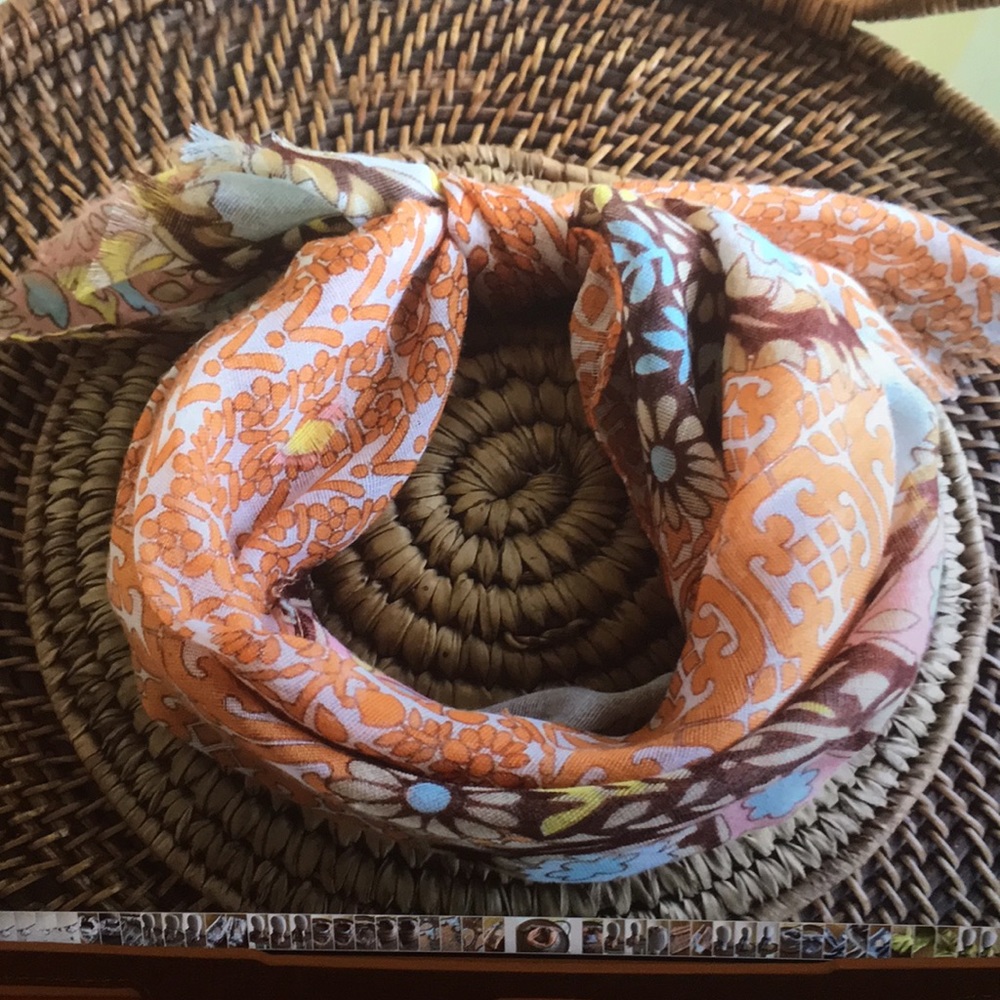 Kerchief Scarf / Beautiful Pattern